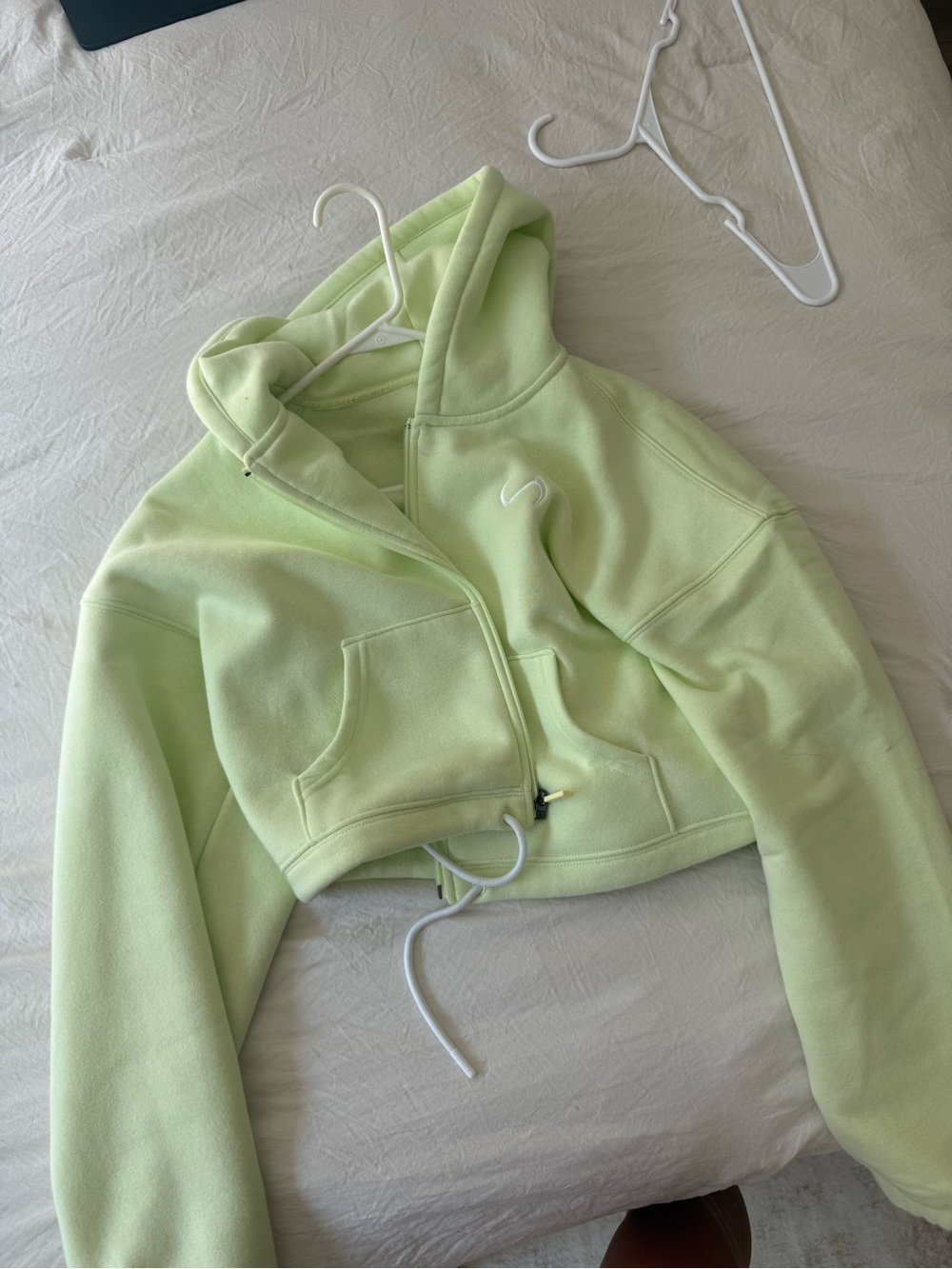 Cropped Scoop Neck Hoodie Sweater - Light Green